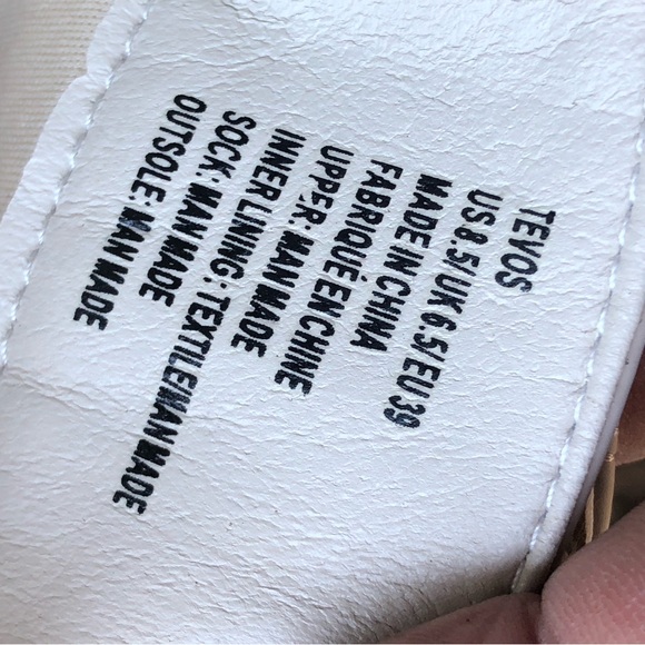 Shodazzel Tevos Women’s Cream Patent Leather Chunky Combat Boot Size 8.5 - Picture 11 of 12